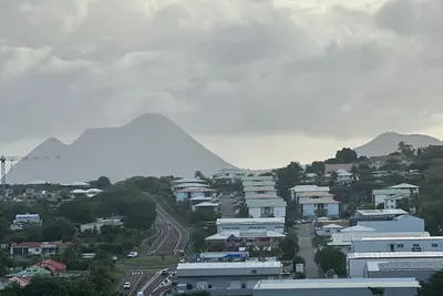 Image de Villa \"Sunset\" à quelques mn des plages et offrant une vue sur le morne larcher
