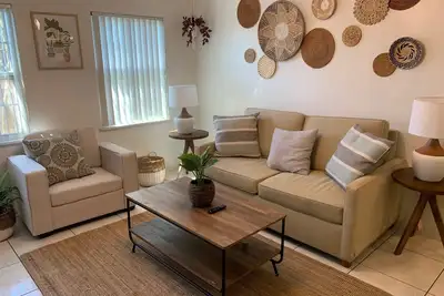 Image de King Bed Escape: Private Patio, Grill, Fire Pit Near Everything in Orlando