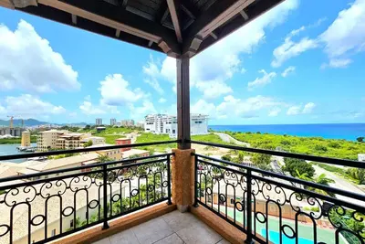 Image de The Sunset Charm Penthouse