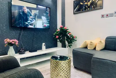 Image de Charming 2-bedroom apartment with Ac, WiFi in welcoming Accra, Aseda by Judisol