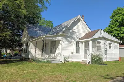 Image de Quaint Hideaway in the Heart of Clayton by RedAwning