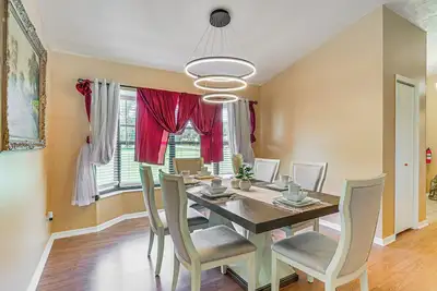 Image de 11 Mi to Dtwn: Ocala Home w/ Screened-In Lanai!