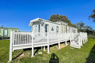 Image de Stunning 6 berth caravan with decking at Valley Farm Holiday Park ref 46682b