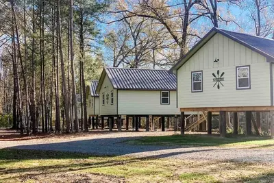 Image de Paddlewhack Cabin 2 - FlyBridge