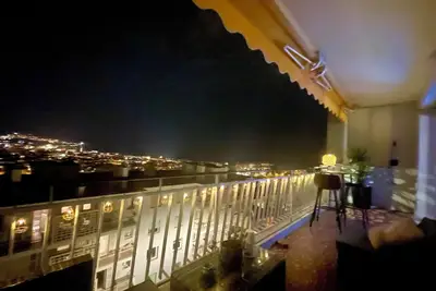 Image de Exceptionnelle vue mer et Nice, appart 2 chambres standing, terrasses, garage.