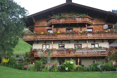 Image de Chalet \"Oberbründlingchalet\" avec vue sur les montagnes, terrasse privée et Wi-Fi
