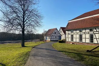 Image de Maison de vacances 'Deputatshaus Auf Dem Gut Marienhof' avec terrasse privée, jardin et Wi-Fi