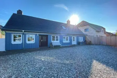 The lovingly furnished cottage on 120 square meters offers enough space for the whole family.