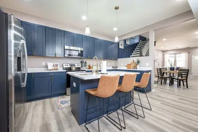 Image de Mins to Downtown, 2 King Beds, Free Parking