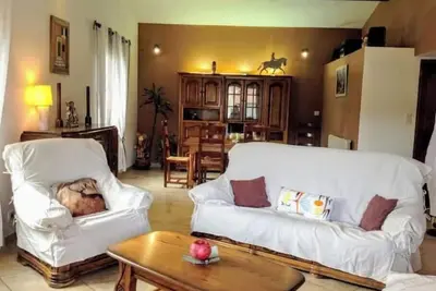 Image de Villa la Patachou à 2 pas du village de Malaucène