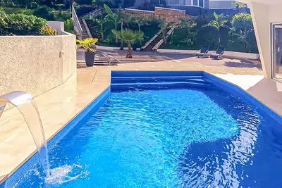 Image de Villa With Swimming Pool