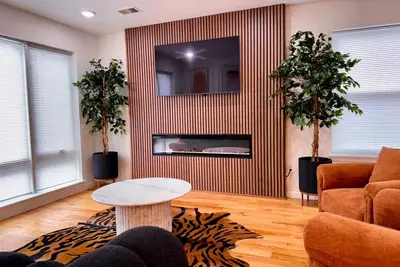 Luxurious new build 3 Br home 10 minutes away from Newark Airport with Ac & wifi