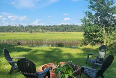 Image de Riverfront Getaway