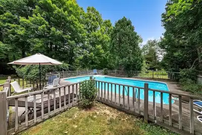 Bear Pass - Mountain View by RedAwning