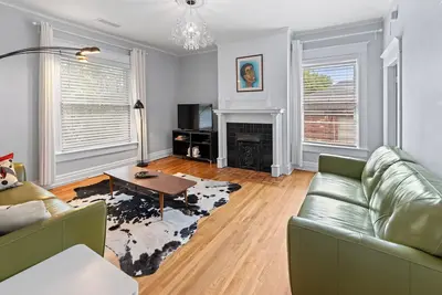 Image de 3-bedroom Annesdale Duplex #2  - 5 mins to Medical District! Sleeps 5