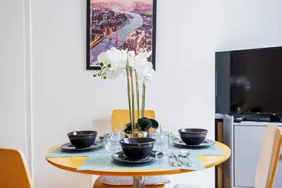 Image de One Bedroom Russell Square