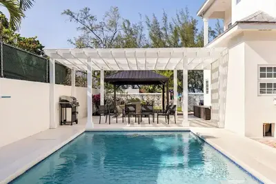 Image de Amazing Bahamas Villa - Private Pool, Outdoor Oasis, Oceanview, Sandy Beach