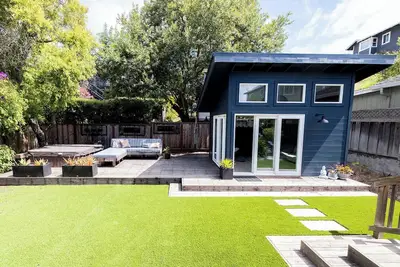 Image de Spacious Coastal Retreat Near the Harbor, Beaches, Trails, and Restaurants