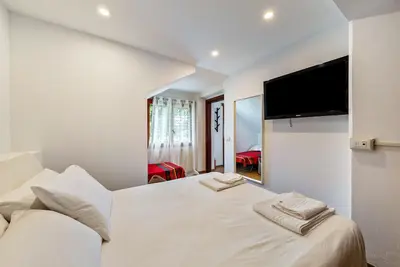 Appartement 'Appartamento Piano Terra 1' avec vue sur la montagne, jardin partagé et Wi-Fi