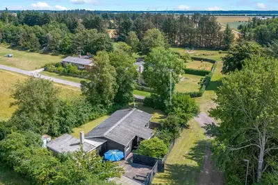 Image de \"France\" - 5km from the sea by Interhome