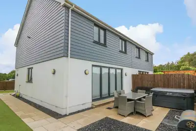Image de 9 Coastguard Cottages, pet friendly, with hot tub in Woolacombe