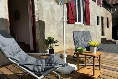 Image de Maison indépendante avec jardin et terrasse, idéalement située entre Moulins et Vichy
