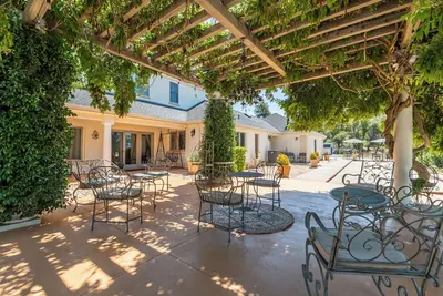 Image de La Conac- Luxury Tuscan Inspired Home in Murphys