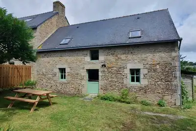 Image de Ty Rozélie, charmante longère bretonne entre mer et campagne