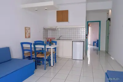 Image de Apartment for 4 pax with Sea View-200 meters from the beach