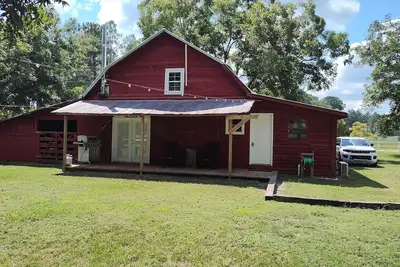 Image de The Barn at Canoochee Farms (23 miles from Statesboro and Gsu)