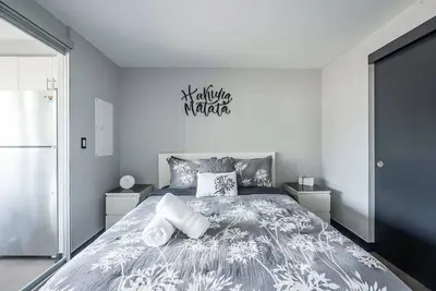 Image de Stylish 1br Condo: Scenic City View & Free Parking