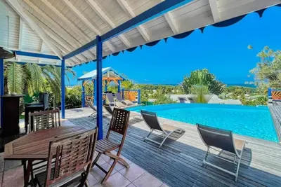 Image de Villa à Sainte Rose G166e - 4 chambres vue mer