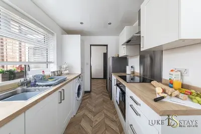 Image de Luke Stays - Albert St, Chilton