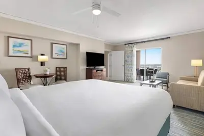 Image de Three-Bedroom Villa with Ocean View - Marriott's Aruba Surf Club\n