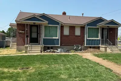 Image de Warm and friendly house in Clearfield with Ac, WiFi, 2 king beds, 2 bathrooms