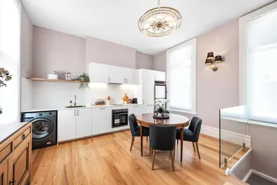 Image de Macquarie House - Free Parking - Ultimate Luxury - Beachside\n\n