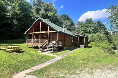 Image de Charming 3-bedroom cabin with Ac and WiFi in Long Eddy.