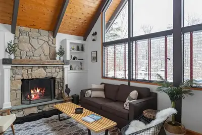 Image de Charming 3-bedroom chalet with Ac and WiFi in peaceful Winhall