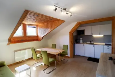 Apartment with balcony and lake view - Gästehaus Libelle