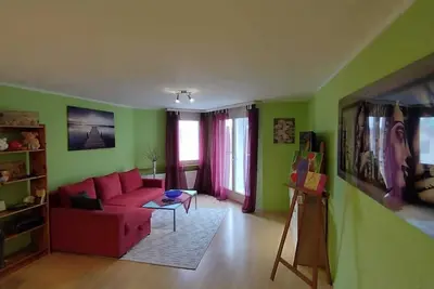 Image de Ferienwohnung als Wohlfühloase mit Sonnigem Balkon 5 Min vom Rheinfall Entfernt