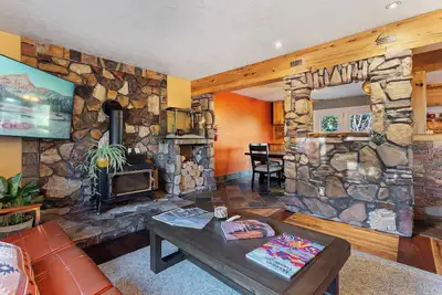 Image de Unique House at the Mouth of Ogden Canyon with River Access and Great Views