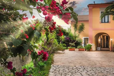 Image de Turismo rurale esistente dal 1898 tra Taormina e sua maestà Etna