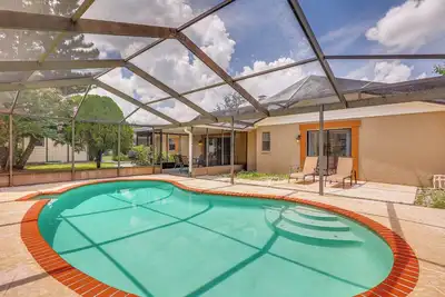 Image de Modern Wimauma Family Home w/ Private Pool & Yard!