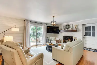 Image de Spacious Taylors Home ~ 5 Mi to Dtwn Greenville!