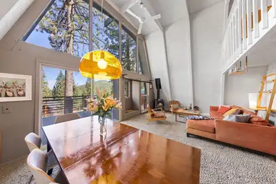 Image de Nordic Retreat by Tahoe Getaways-2 Br at Tahoe Donner - Monthly Lease w/ Hot Tub