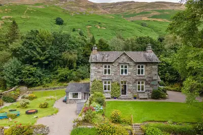 Broad How -  Large house ideal for families or walking groups.