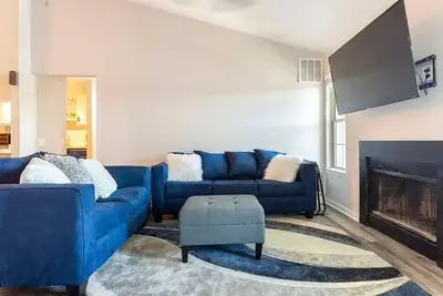Luxurious 2-Bed, 2-Bath fully furnished Condo – Perfect in Newark, Delaware