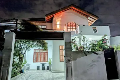 Image de 3 Bed House - Wifi, Parking, 10minBeach