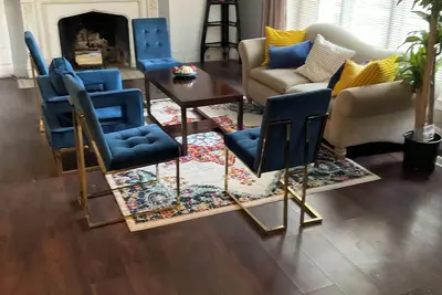 Image de 4-bedroom large home in Detroit - Ac, WiFi \nin Historic Boston Edison District