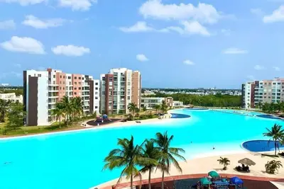 Spectacular view, 2 bdrms